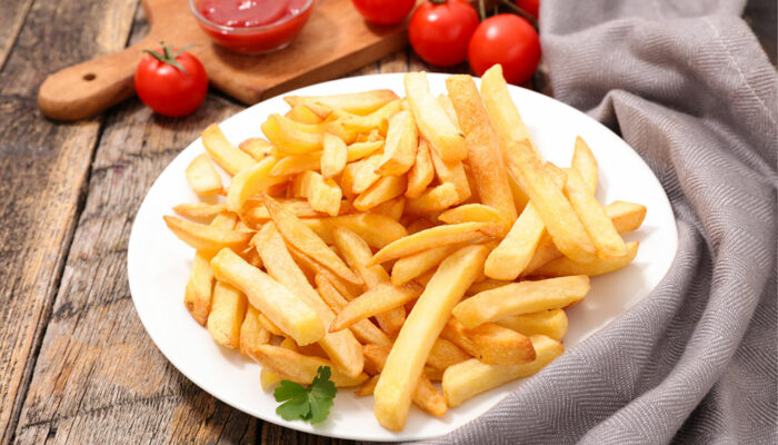 9 unhealthy foods that can trigger cancer-causing symptoms