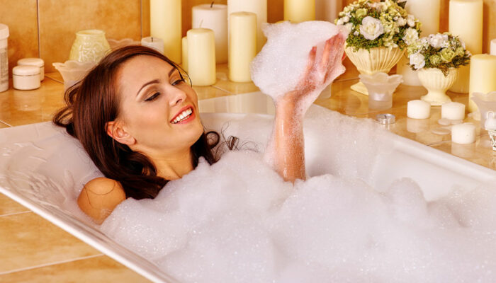 Common mistakes to avoid while bathing and showering