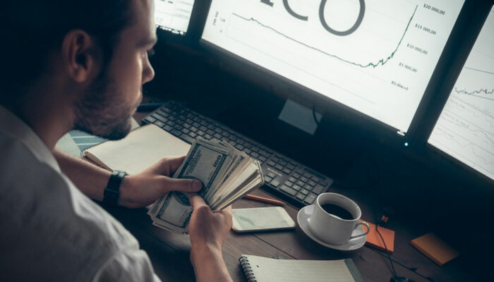 8 helpful tips to make quick money online